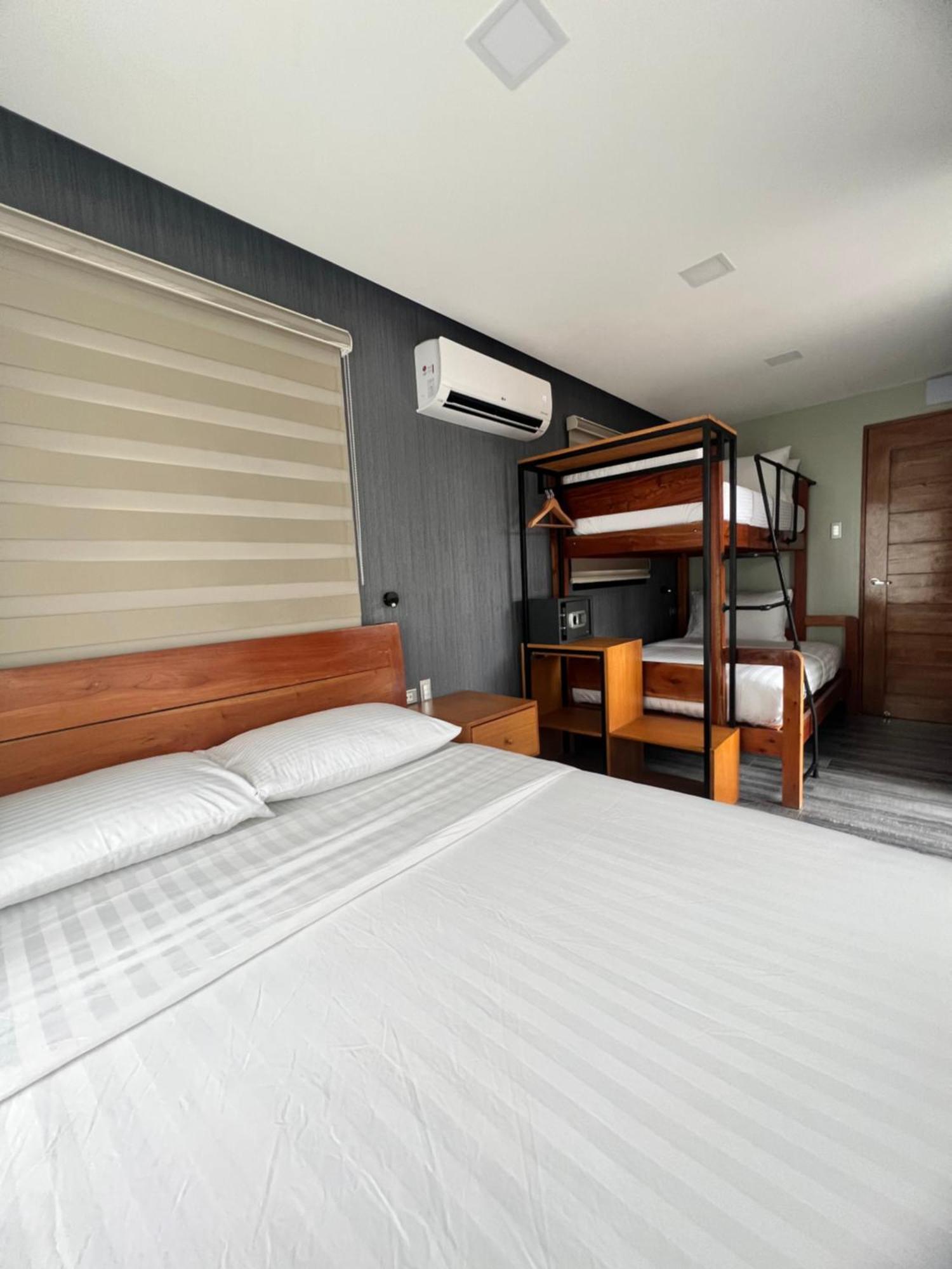 Crusoe Cabins Costa Azalea Samal Exterior foto