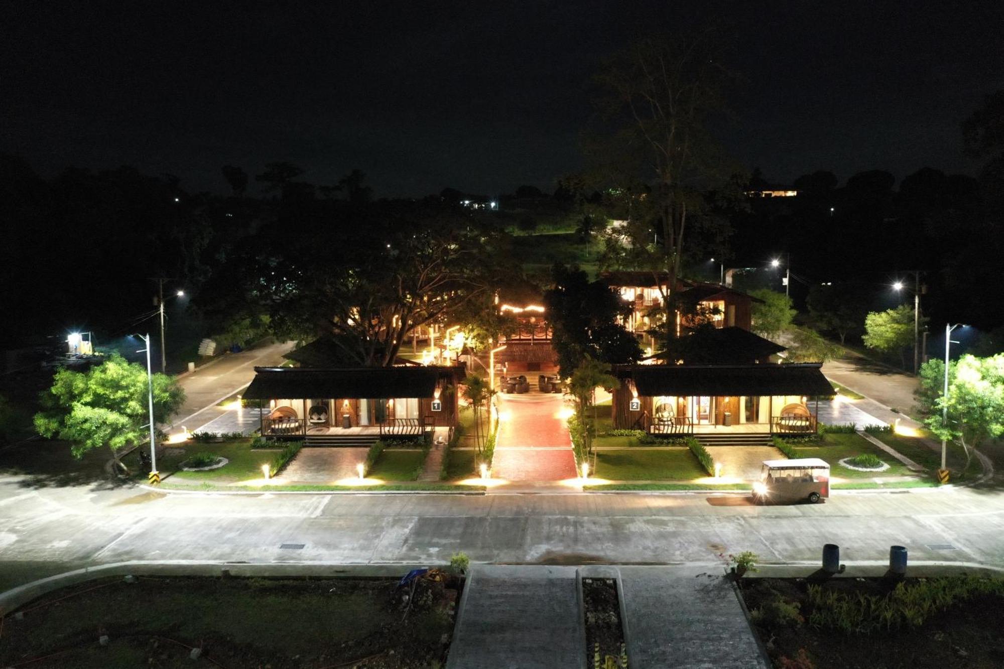 Crusoe Cabins Costa Azalea Samal Exterior foto