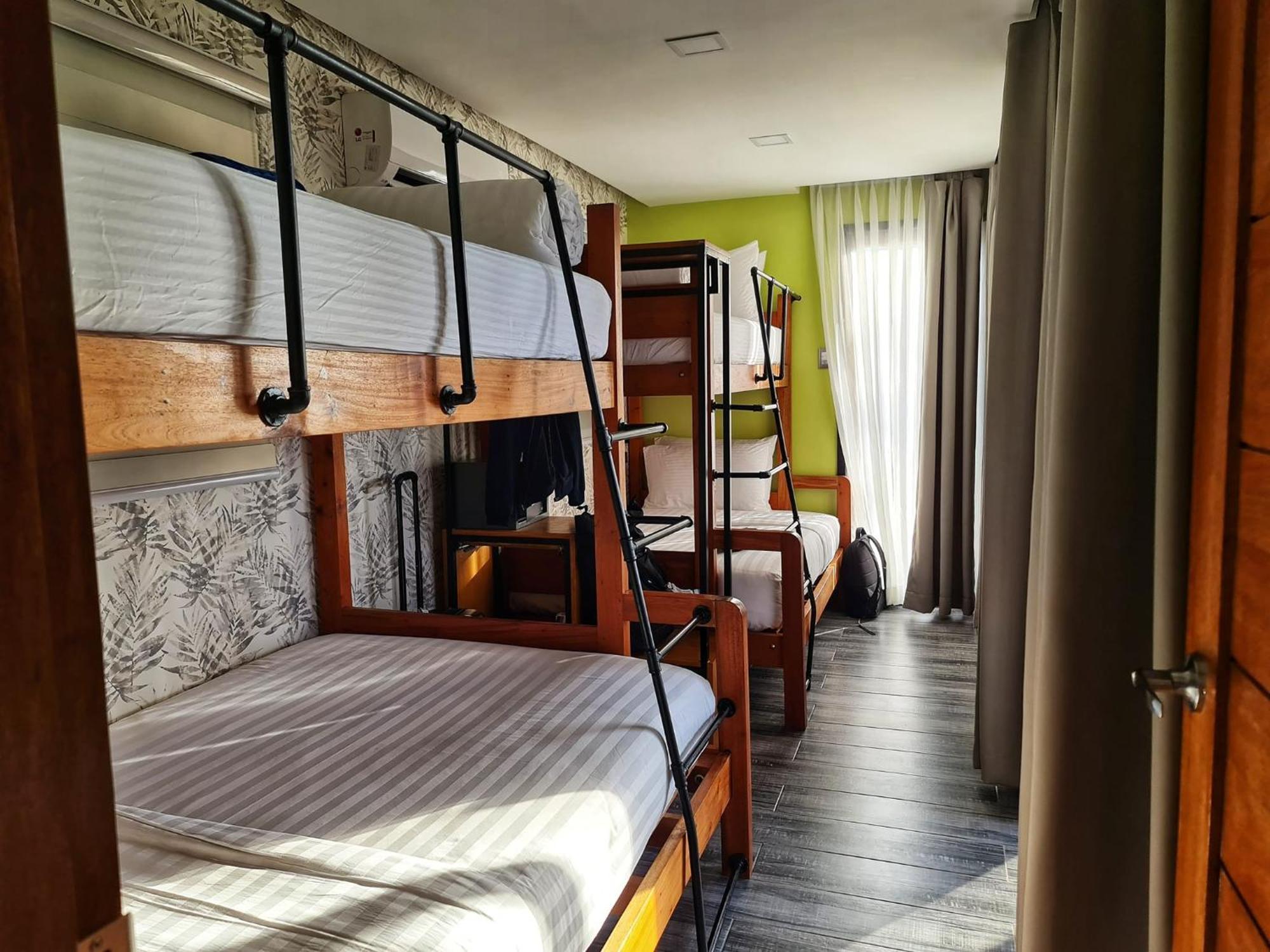 Crusoe Cabins Costa Azalea Samal Exterior foto