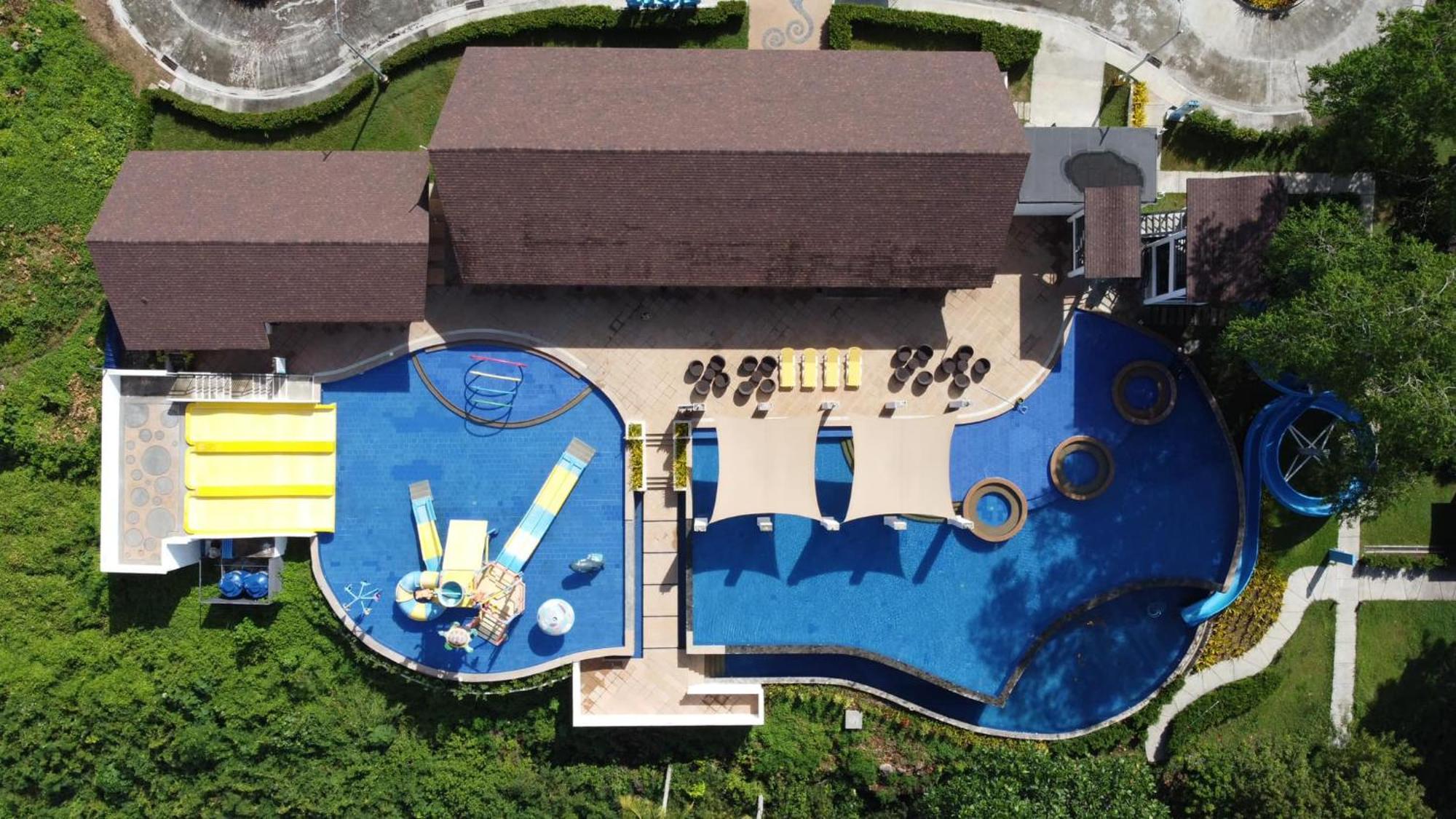 Crusoe Cabins Costa Azalea Samal Exterior foto